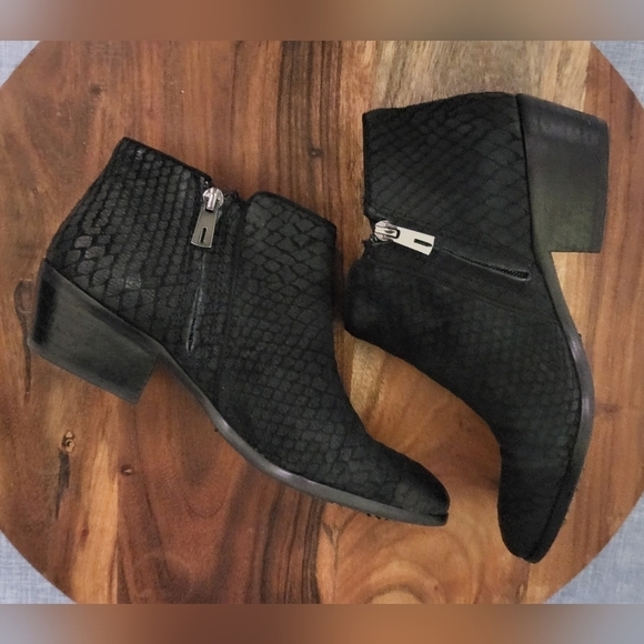 SAM EDELMAN Pretty Western Style Ankle Boot Snakeskin Design Black Women's 7 - Picture 3 of 10